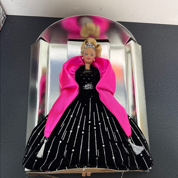 Barbie Other - Barbie Doll 1998 holiday barbie